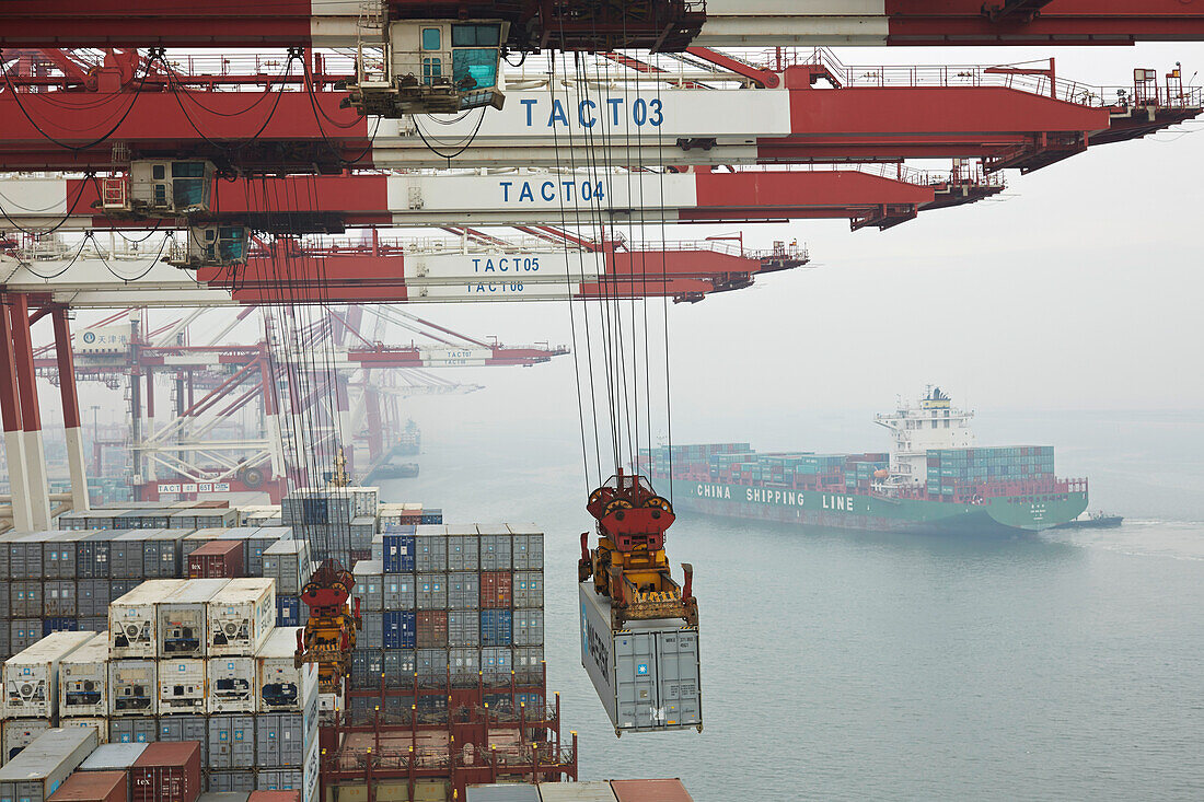 Containerbrücke, Containerhafen Tianjin, Tianjin, China