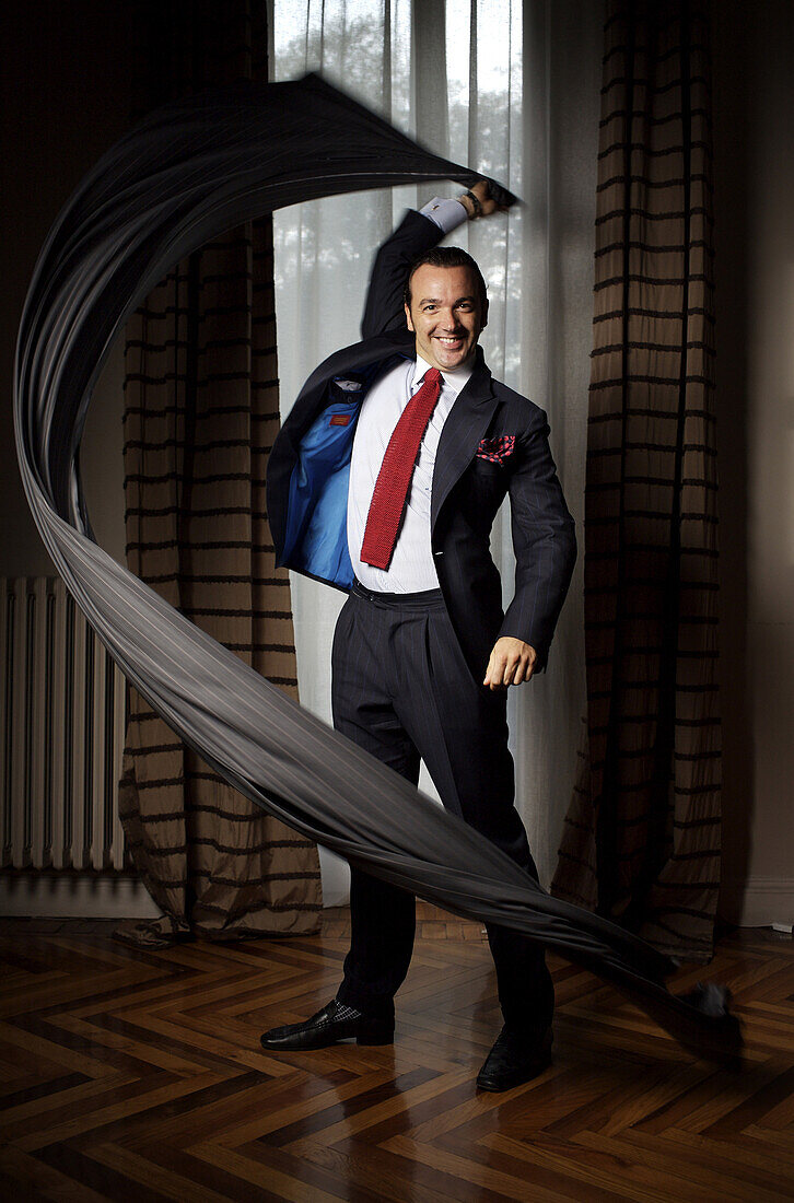 Tailor Alessandro Martorana from Turin, Italy, is a maker of fine Italian suits.