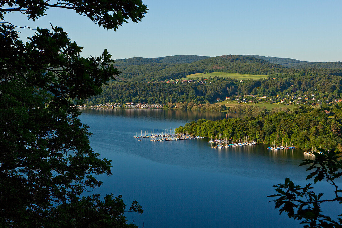 Blick Auf Den Edersee Mit Marina Im Bild Kaufen 70497633 Lookphotos