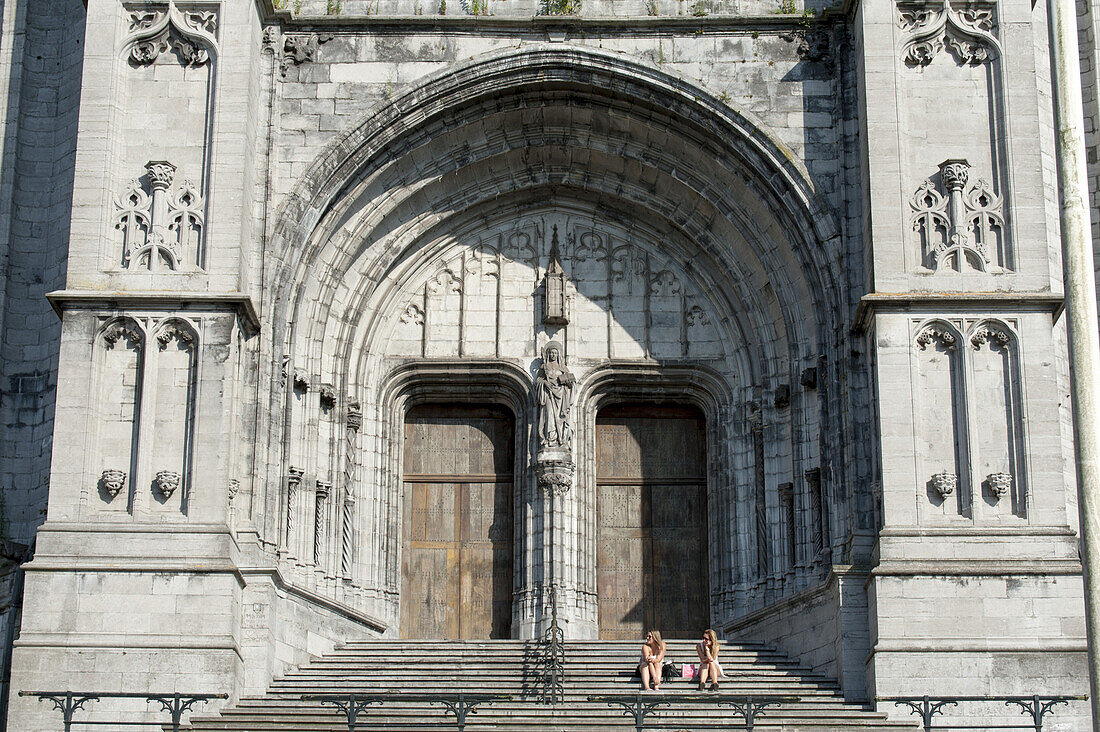 Stiftskirche St. Waltrudis, Sainte-Waudru, Mons, Hennegau, Wallonie, Belgien, Europa