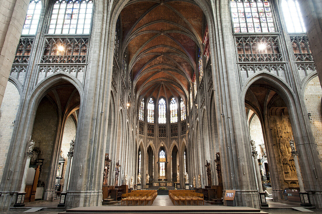 Stiftskirche St. Waltrudis, Sainte-Waudru, Inneres, Mons, Hennegau, Wallonie, Belgien, Europa