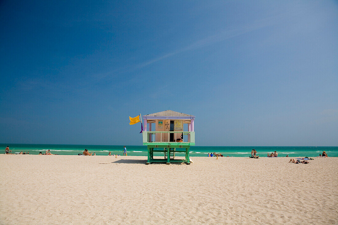Lifeguard station looking over the Atlantic Ocean on South Beach Miami, Florida, USA