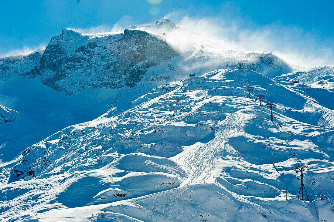 Ein Meter Schnee auf nichts am 26. Oktober, Hintertuxer Gletscher, Zillertal, Österreich