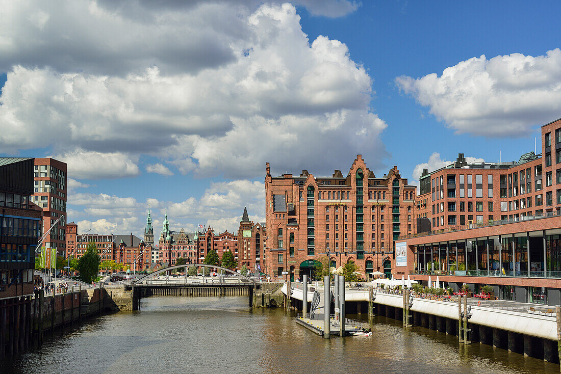 Port Magdeburger Hafen with warehouse district in the background, Hafencity, Hamburg, Germany
