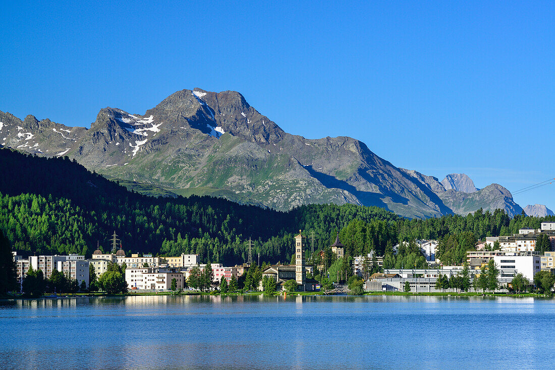 Blick über St. Moritzersee auf Piz la Margna und Bergell, St. Moritz, Oberengadin, Engadin, Kanton Graubünden, Schweiz