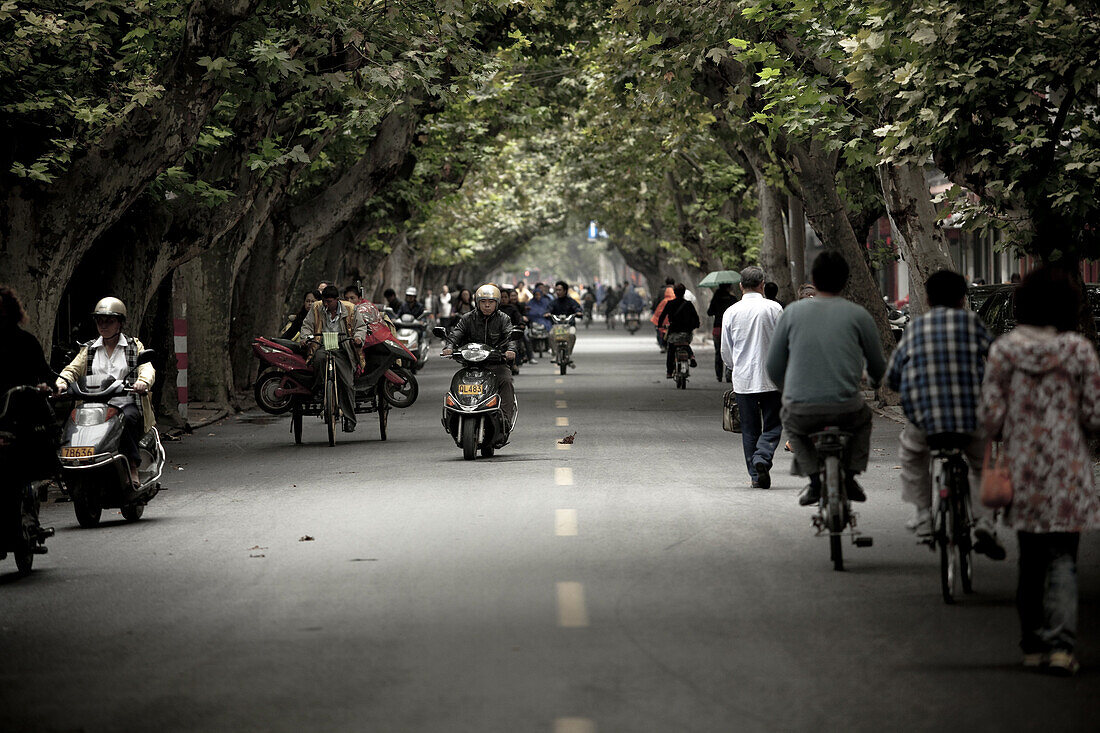 Morning commute in Yangzhou, China, a suburb city of Shanghai and major producer of photovoltaic cells for solar power.