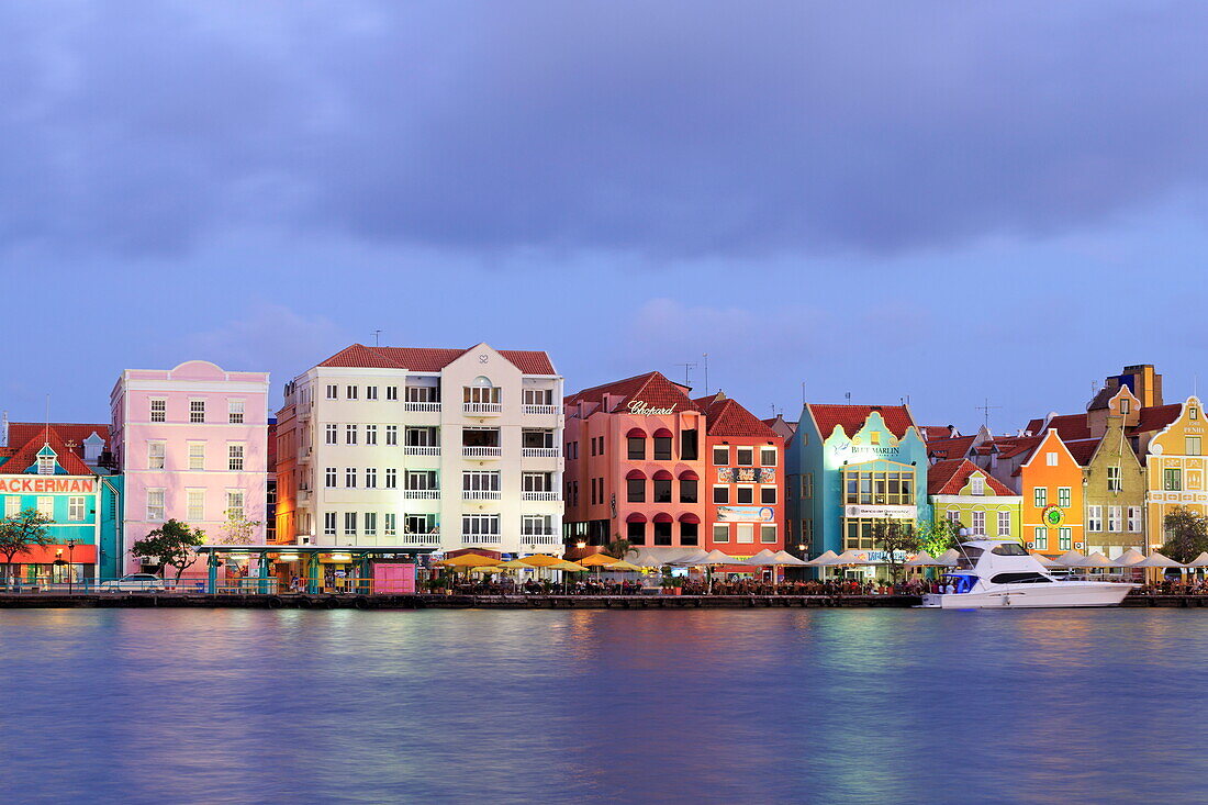 Buildings on Handelskade Street, Punda District, UNESCO World Heritage Site, Willemstad, Curacao, West Indies, Netherlands Antilles, Caribbean, Central America