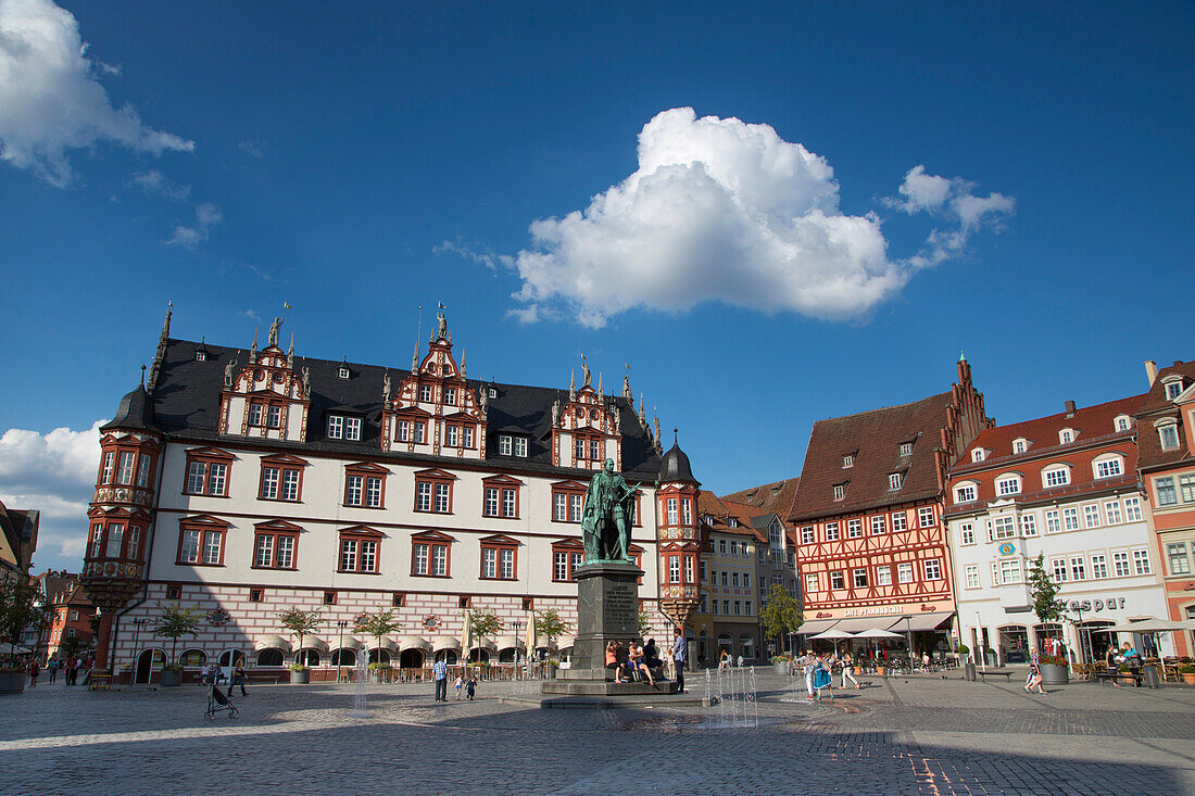 Market square with statue of Prince Albert of Saxe-Coburg and Gotha, Stadthaus, former chancery and timberframe buildings, Coburg, Franconia, Bavaria, Germany