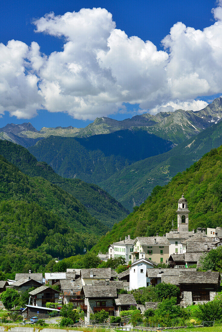 Dorf Castasegna, Castasegna, Bergell, Oberengadin, Engadin, Graubünden, Schweiz