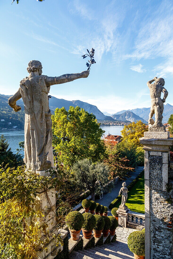 The Borromeo's Palace and gardens on Isola Bella, Borromean Islands, Lake Maggiore, Piedmont, Italy, Europe
