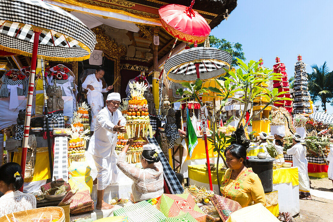 Offerings, Odalan temple festival, Sidemen, Karangasem, Bali, Indonesia