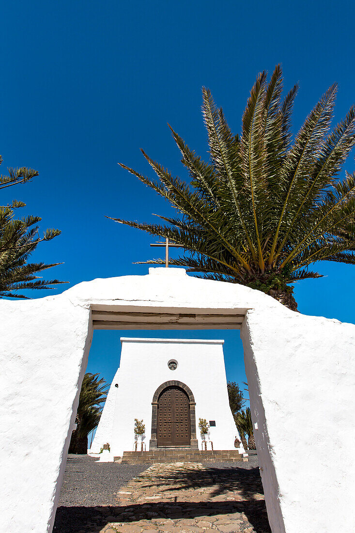 Wallfahrtskapelle Ermita de las Nievas, Risco de Famara, Lanzarote, Kanarische Inseln, Spanien