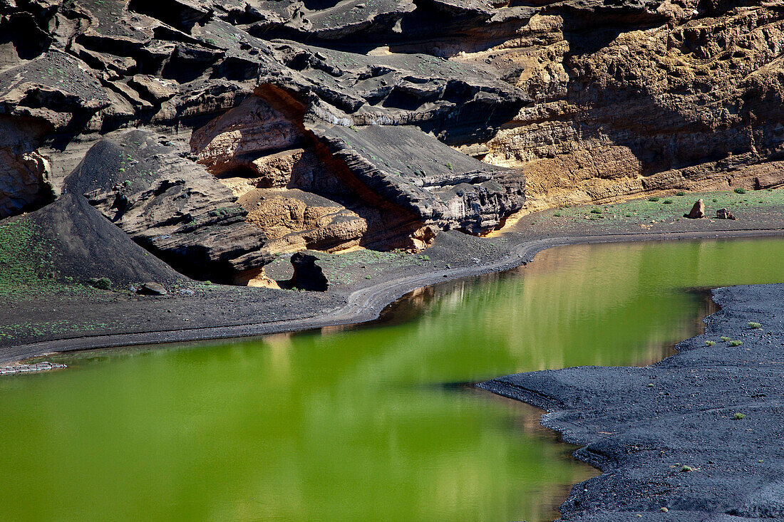 Lagoon, Charco del los Clicos, El Golfo, Lanzarote, Canary Islands, Spain