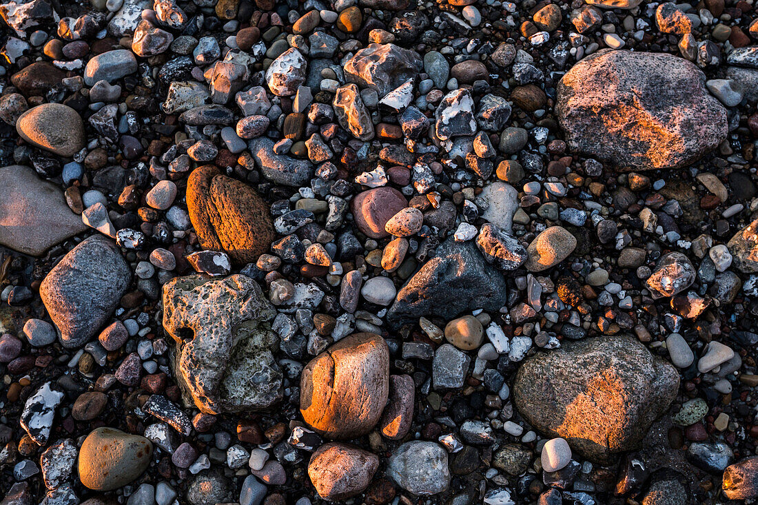 Close up of pebbles on the beach, Surendorf, Eckerfoerder Bay, Baltic sea, Rendsburg-Eckernfoerde, Schleswig-Holstein, Germany