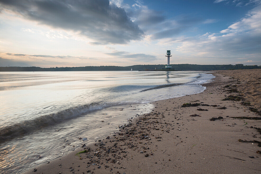 Friedrichsort lighthouse at dusk, Kiel Fjord, Baltic sea, Friedrichsort, Kiel, Schleswig-Holstein, Germany