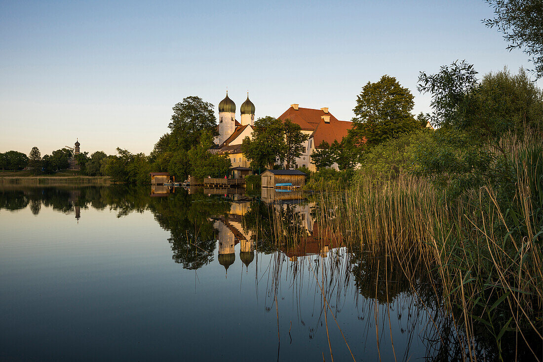 Seeon Monastery and Lake Seeon with reflection, Seeon-Seebruck, Chiemgau, Upper Bavaria, Bavaria, Germany