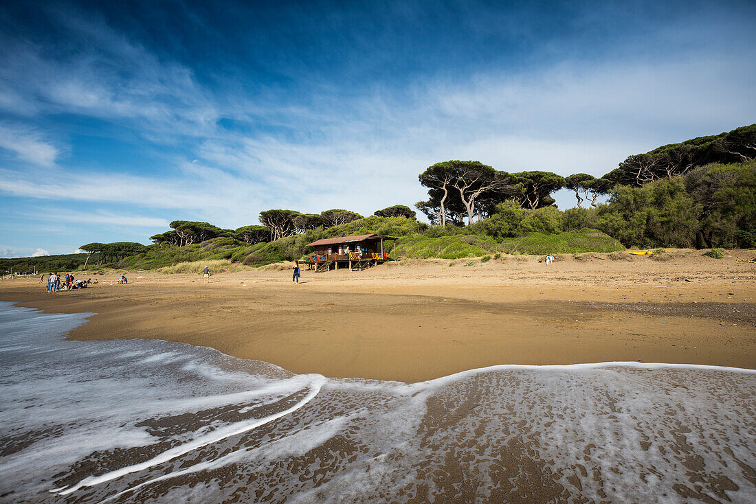 Strandbar, Populonia, bei Piombino, Provinz Livorno, Toskana, Italien