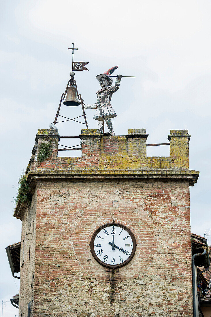 Glockenturm, Montepulciano, Provinz Siena, Toskana, Italien