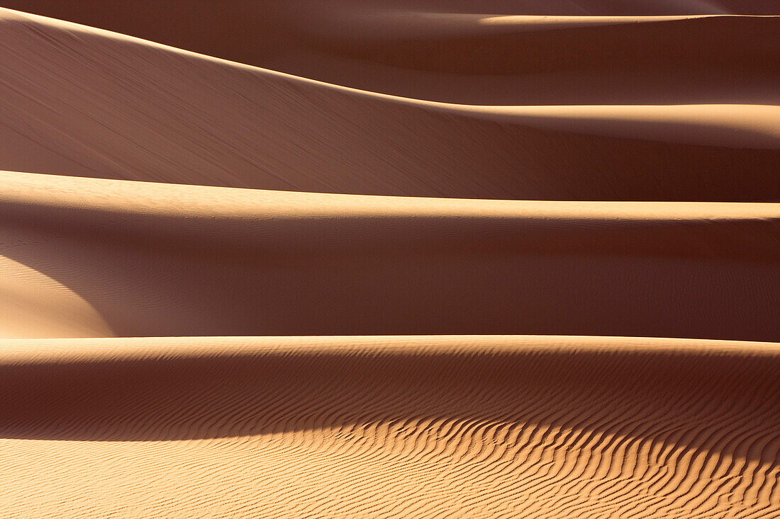 patterns, structures in the Sanddunes of the libyan desert, Sahara, Libya, North Africa