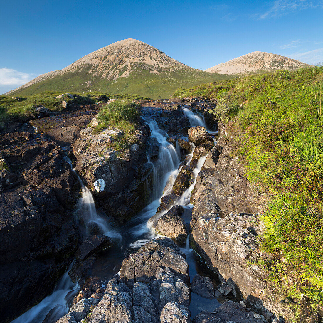 Beinn na Caillich, Loch Slapin, Insel Skye, Inneren Hebriden, Highland, Schottland, Vereinigtes Königreich