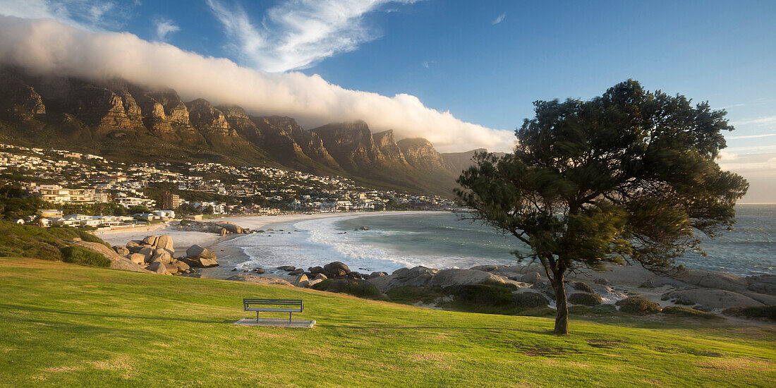 Camps Bay, Tafelberg National Park, Kapstadt, Kap-Halbinsel, Westkap, Südafrika