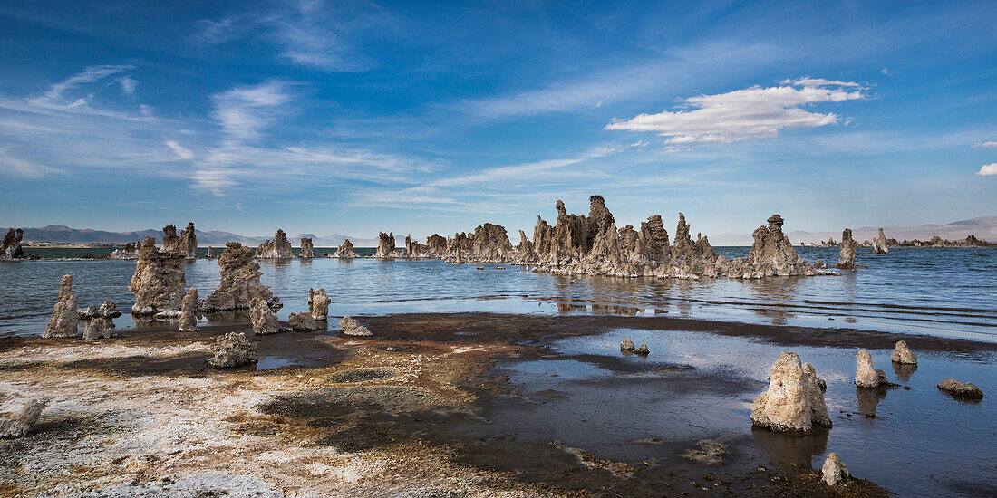 Felsformationen, Mono County, Sierra Nevada, Kalifornien, USA