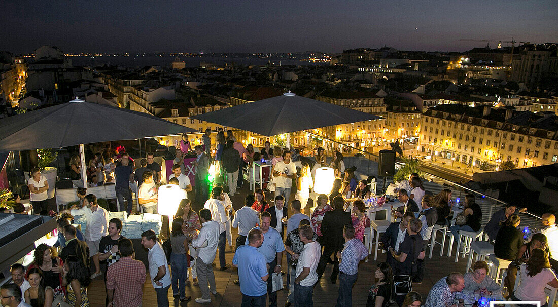 Rooftop bar over Barrio Alto, Lissabon, Portugal