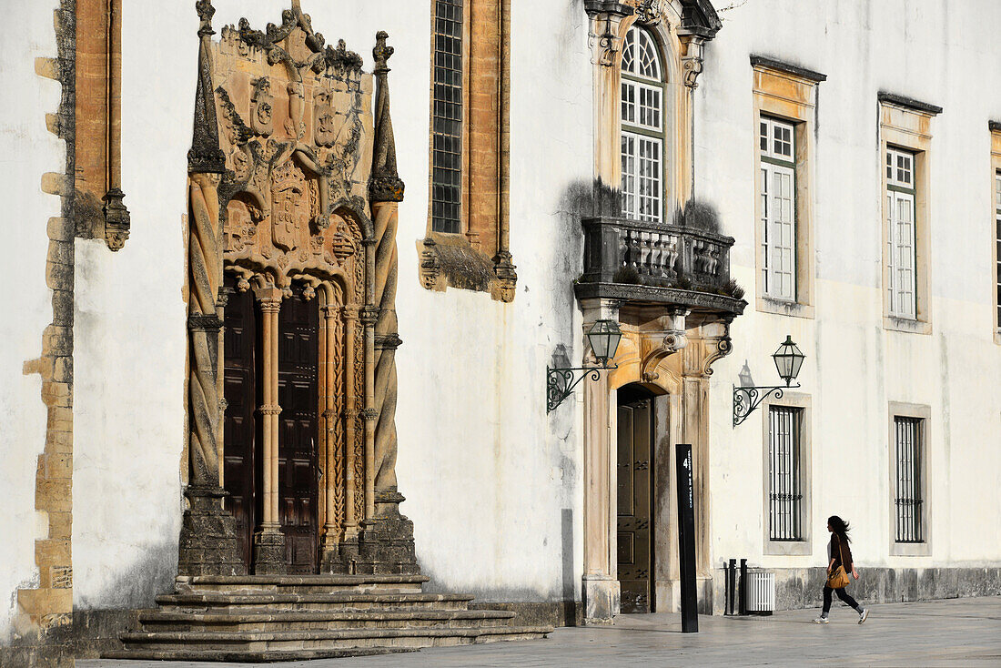 An der Universität in der Altstadt, Coimbra, Centro, Portugal