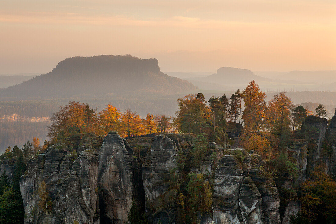 View over Wehlgrund to Bastei rocks, Lilienstein in the background, National Park Saxon Switzerland, Elbe Sandstone Mountains, Saxony, Germany