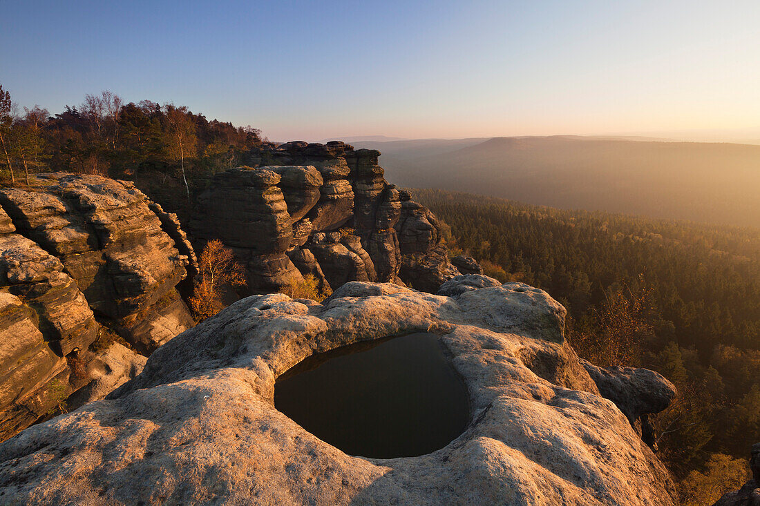 Opferkessel am Pfaffenstein, Nationalpark Sächsische Schweiz, Elbsandsteingebirge, Sachsen, Deutschland