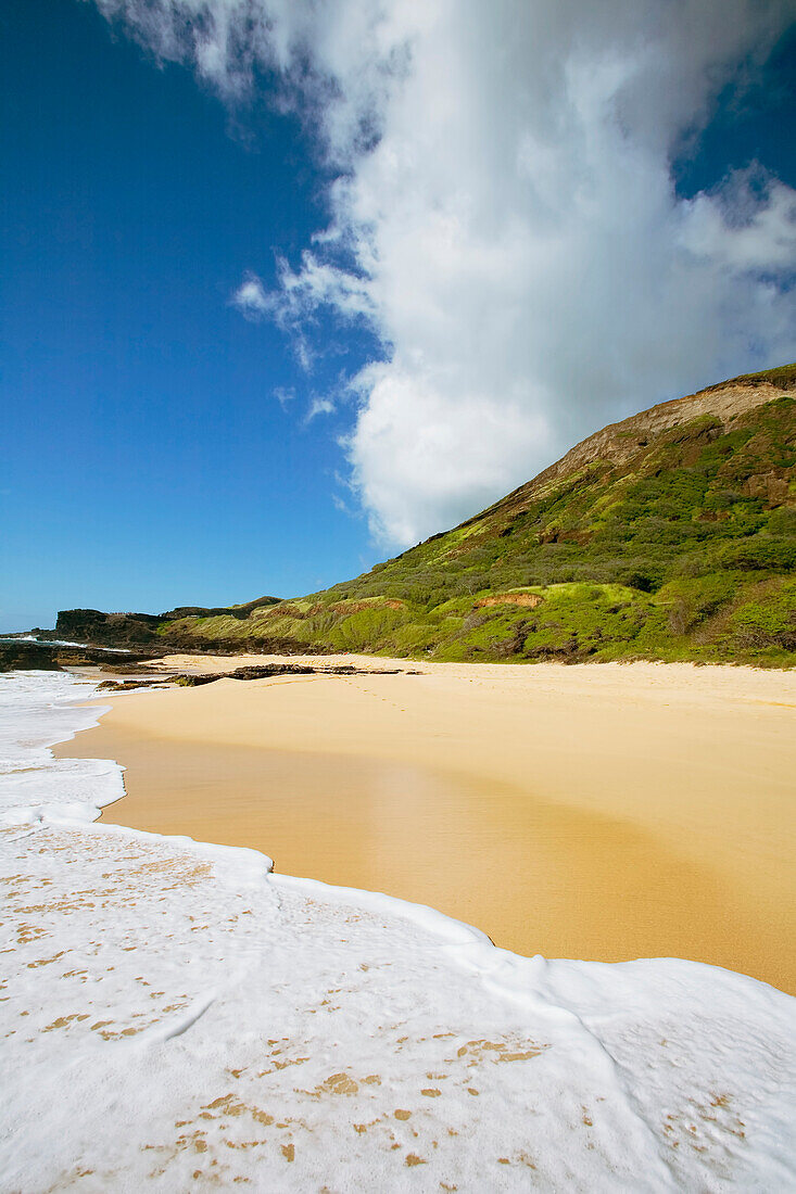 Hawaii, Oahu, Sandy Beach With Koko Head In Background.