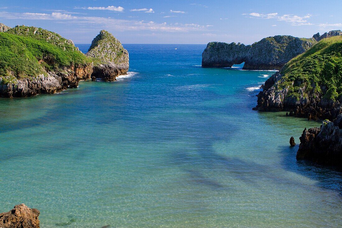 Berell’n beach, in Val de San Vicente, Cantabria, Spain.