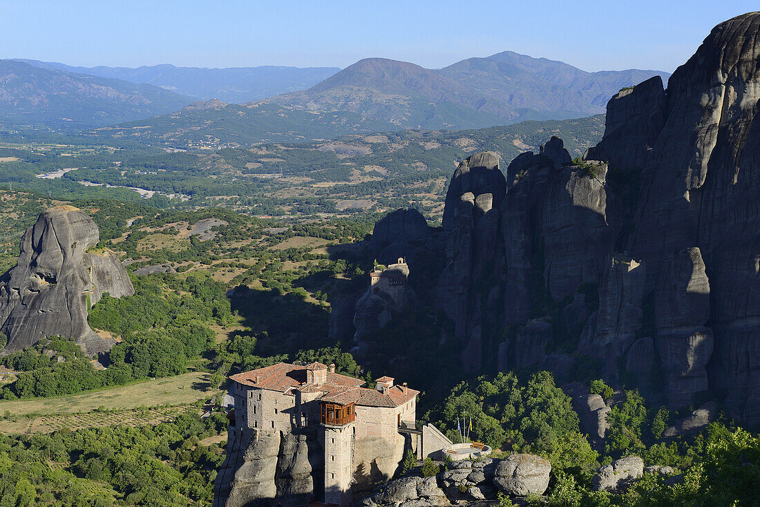 Greece, Thessaly, Meteora, World Heritage Site, Roussanou (Agia Barbara) nunnery.