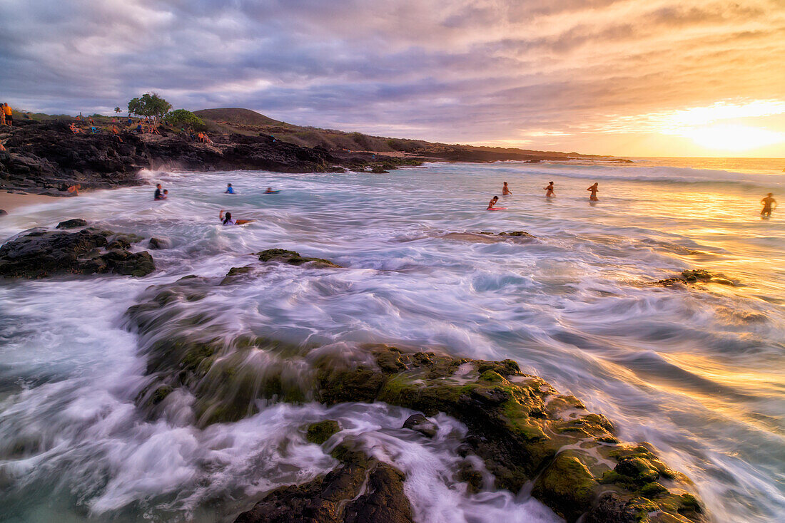 'Kua Bay beach at sunset, Kona Coast; Kona, Big Island, Hawaii, United States of America'