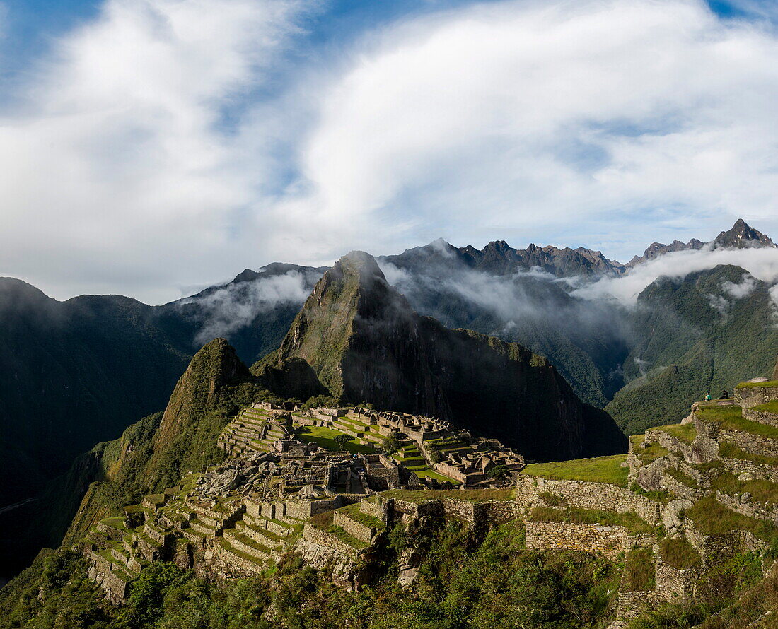 Machu Picchu, UNESCO World Heritage Site, The Sacred Valley, Peru, South America