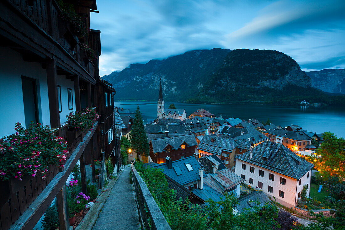 The Village of Hallstatt illuminated at dusk, UNESCO World Heritage Site, Hallstattersee, Oberosterreich (Upper Austria), Austria, Europe