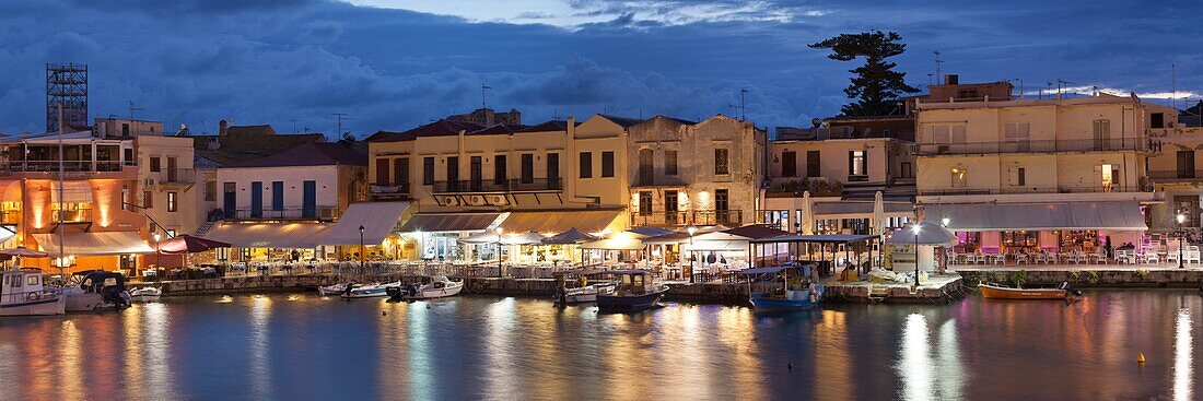 Old Venetian harbour, taverns on seaside, Rethymno, Rethymnon, Crete, Greek Islands, Greece, Europe