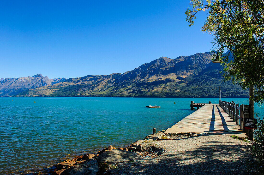 Turquoise water of Lake Wakatipu, Glenorchy, near Queenstown, Otago, South Island, New Zealand, Pacific