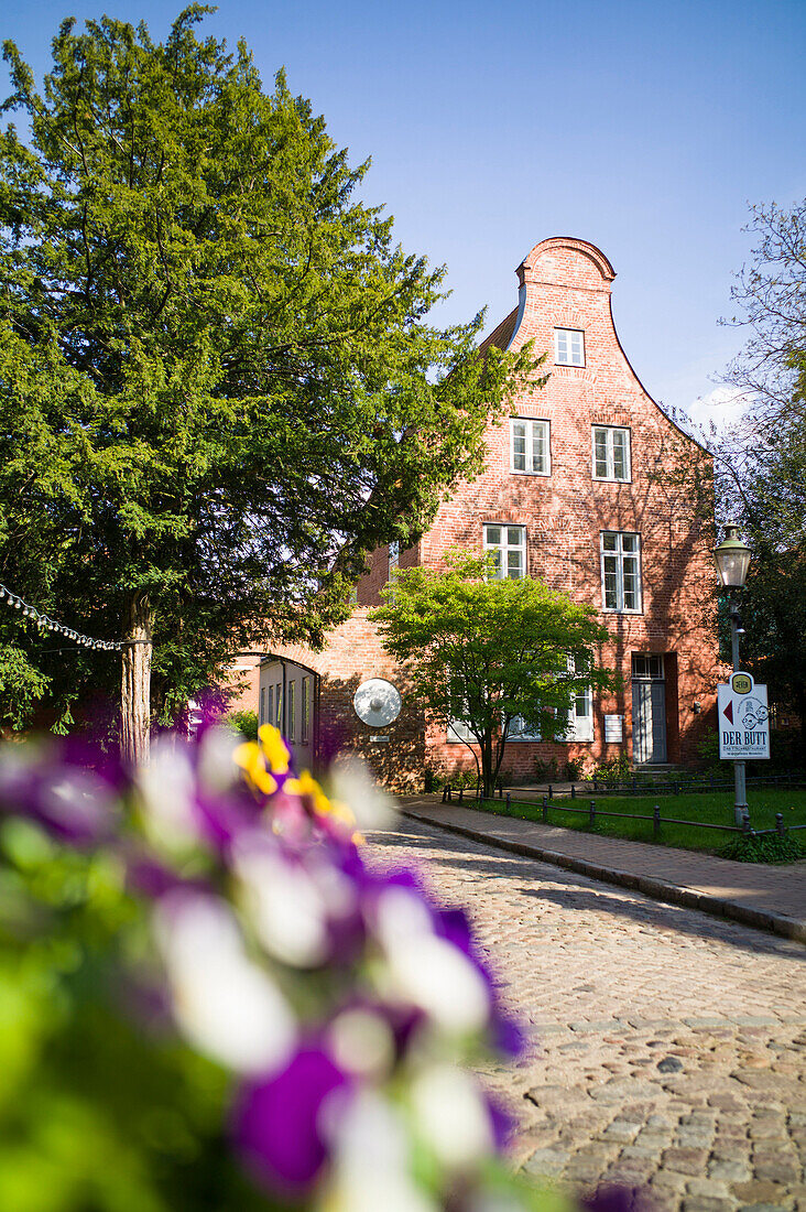 Gabled house, historic city, Lubeck, Schleswig-Holstein, Germany