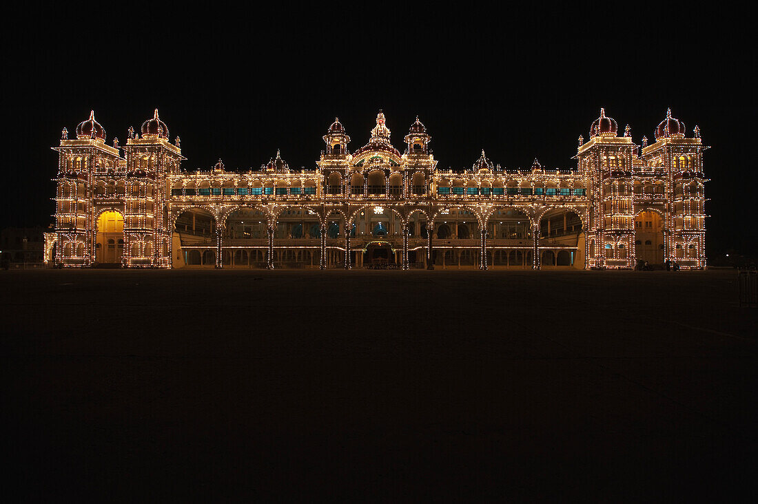 'Mysore Palace; Mysore, India'