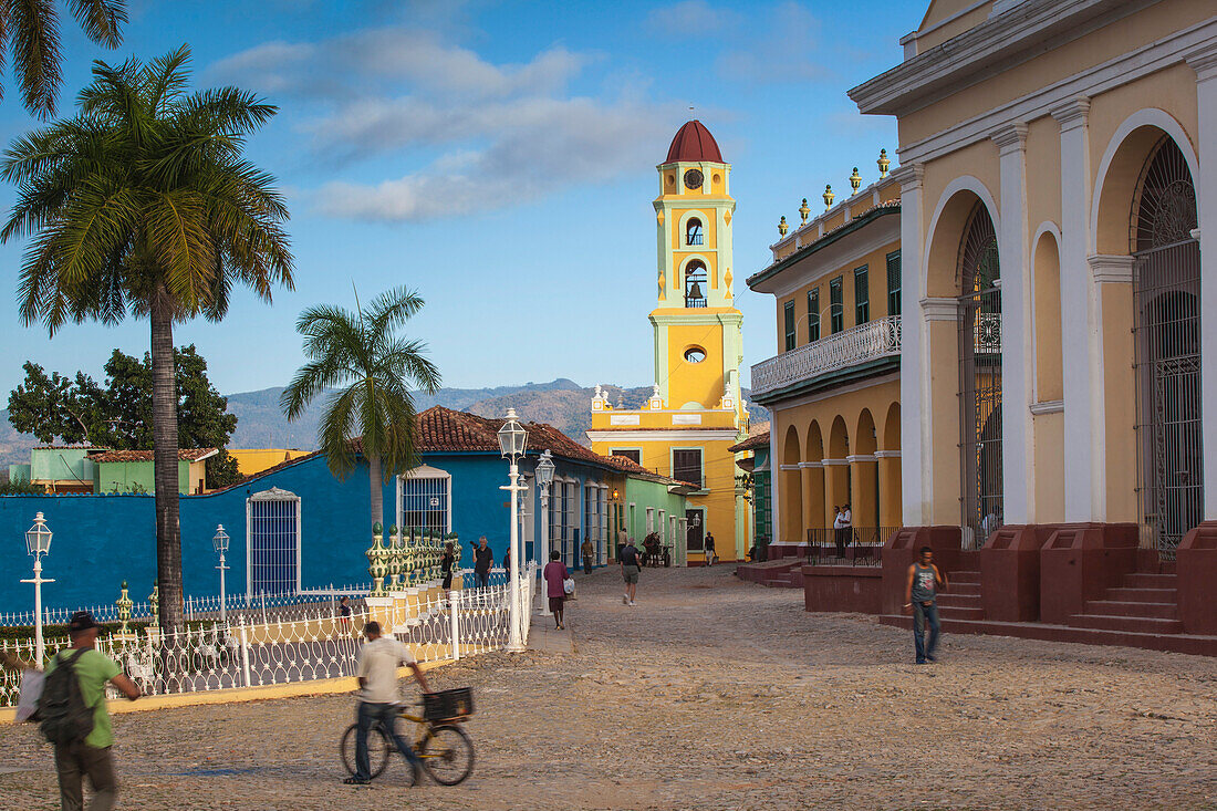 Plaza Mayor and Museo de la Lucha Contra Bandidos, former convent of San Francisco de Assisi, Trinidad, UNESCO World Heritage Site, Sancti Spiritus Province, Cuba, West Indies, Caribbean, Central America