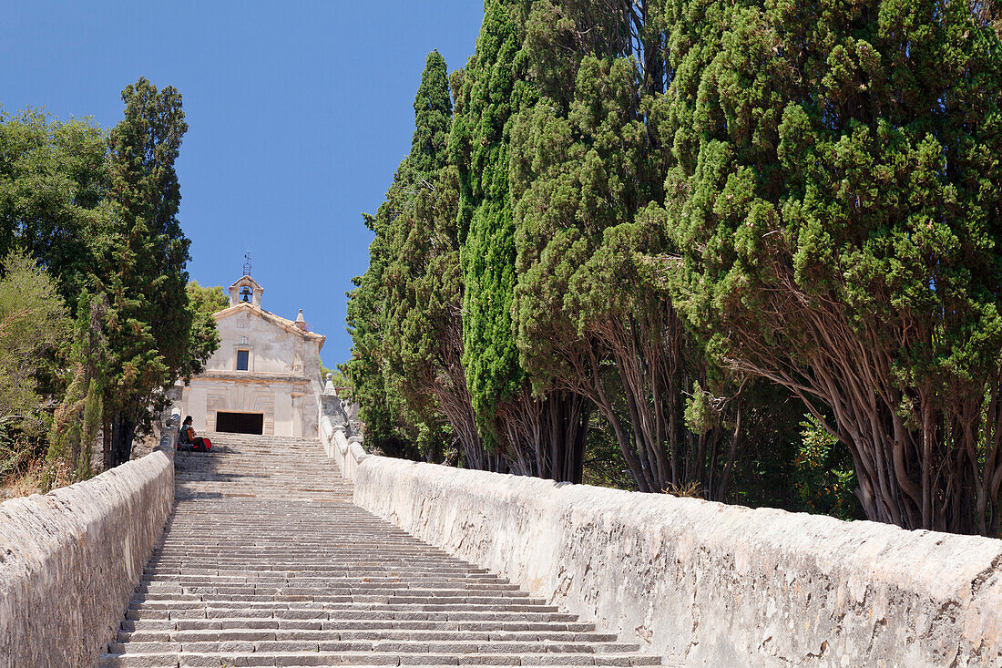 Stairway to calvary with chapel, Pollenca, Majorca (Mallorca), Balearic Islands (Islas Baleares), Spain, Mediterranean, Europe