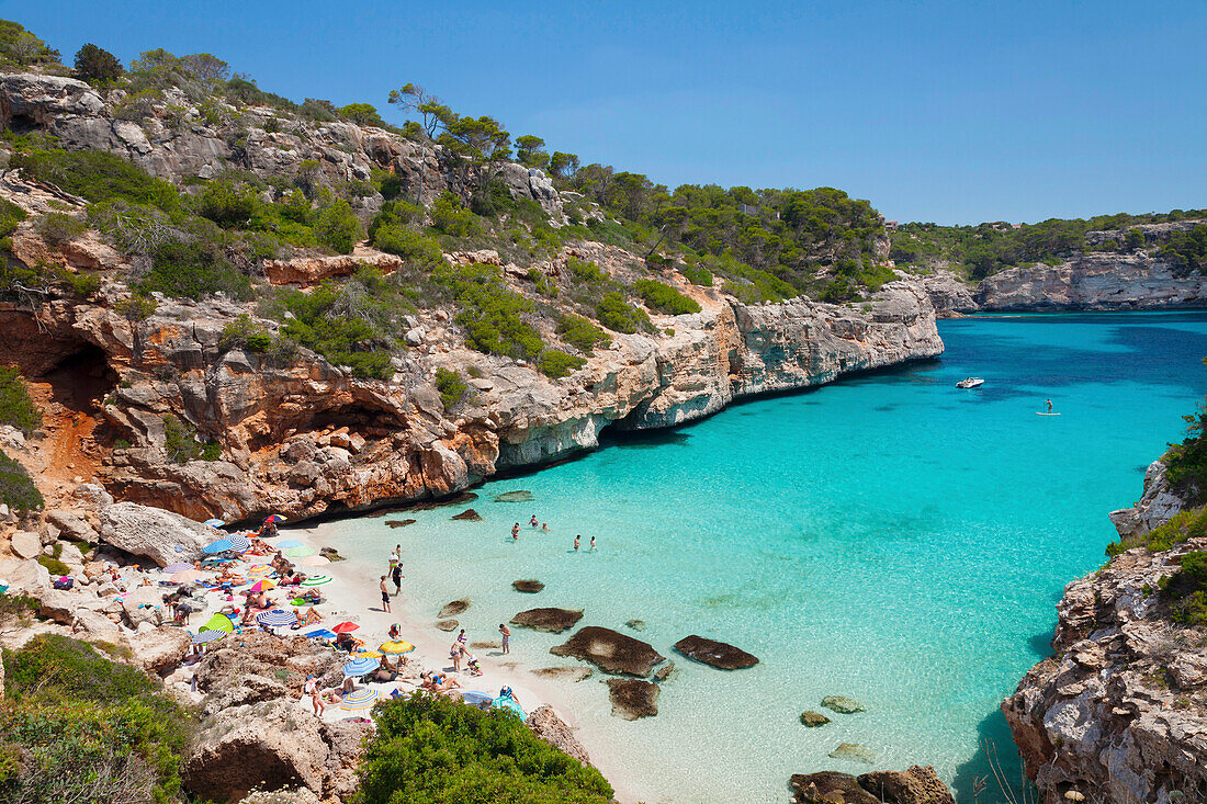 Bay and beach Cala d'es Moro, near Cala S'Amonia bay, Santanyi, Majorca (Mallorca), Balearic Islands (Islas Baleares), Spain, Mediterranean, Europe