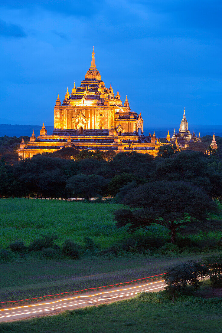 Thatbyinnyu Pahto temple, Bagan (Pagan), Myanmar (Burma), Asia