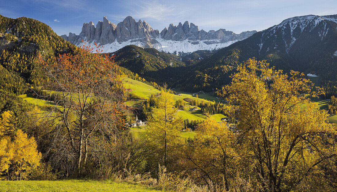 Villnoesstal valley, Santa Maddelena, Geisler Spitzen, Gruppo delle Odle, Alto Adige, South Tyrol, Dolomites, Italy