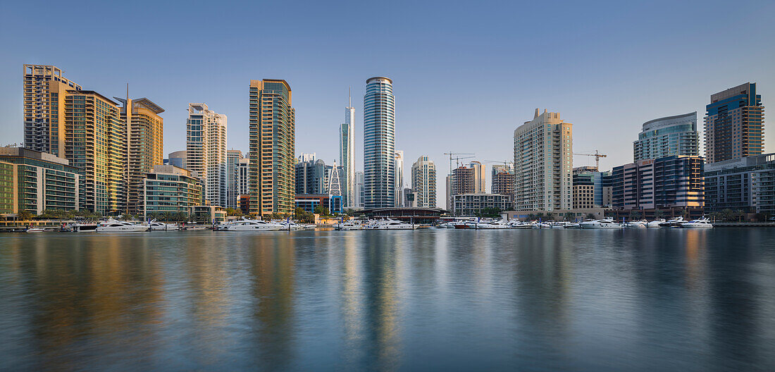 Skyscrapers in the harbour at Dubai Marina, Dubai, Unites Arab Emirates, UAE