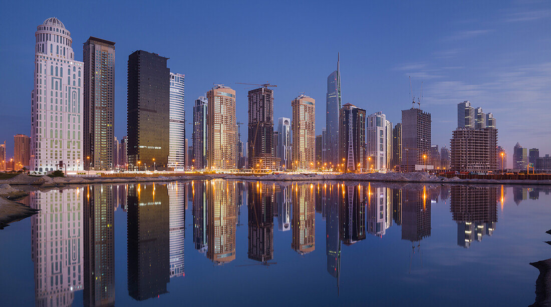 Skyscrapers, Mohammed Ibrahim Tower, Jumeirah Lakes Towers, Dubai, Unites Arab Emirates, UAE