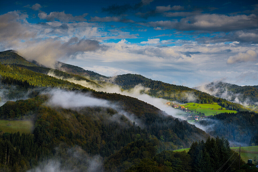Kleines Wiesental, bei Neuenweg, Schwarzwald, Baden-Württemberg, Deutschland