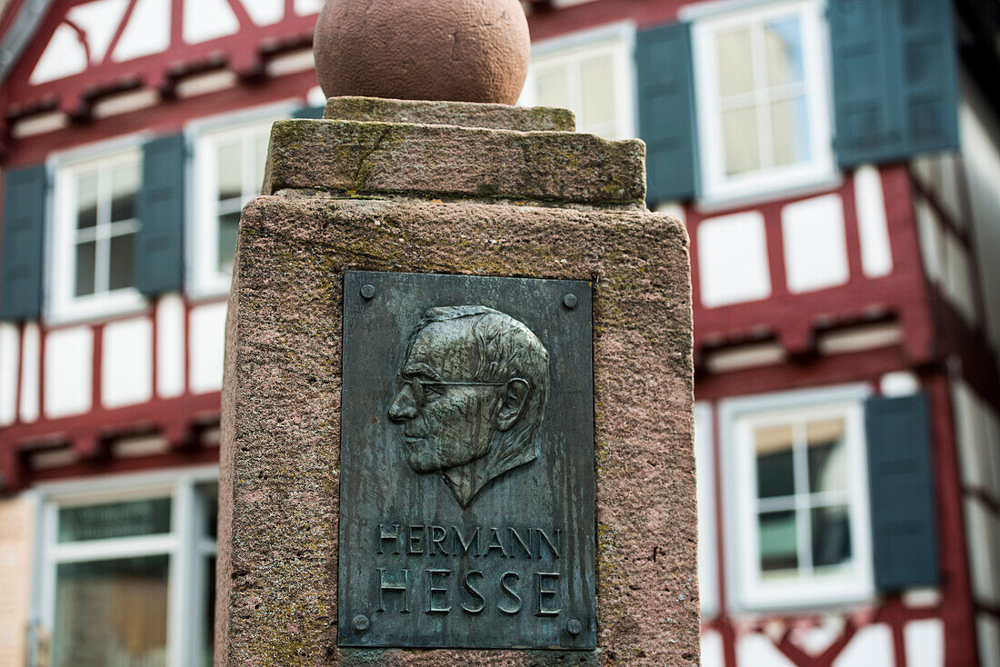 Hermann Hesse Brunnen, Calw, Schwarzwald, Baden-Württemberg, Deutschland