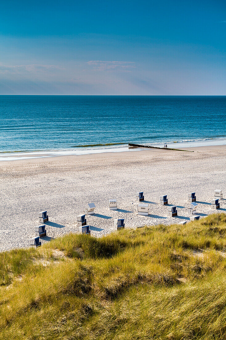 Beach and dunes, Wenningstedt, Sylt Island, North Frisian Islands, Schleswig-Holstein, Germany